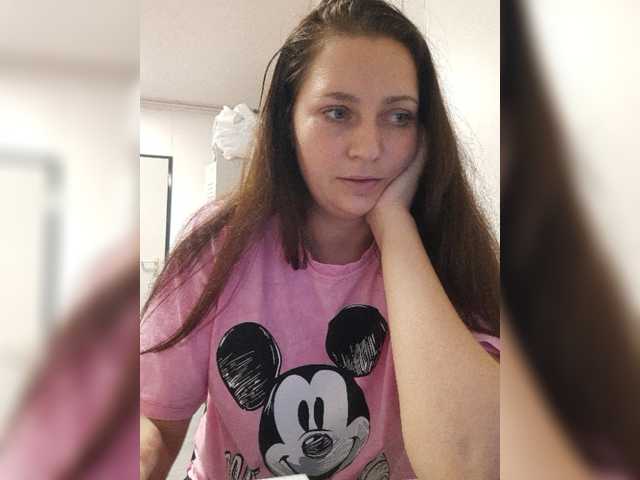 MiLAshKaA live cam on BongaCams