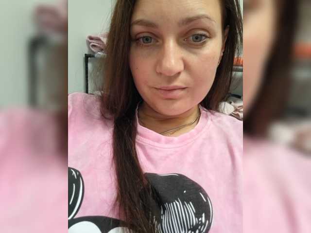 MiLAshKaA live cam on BongaCams