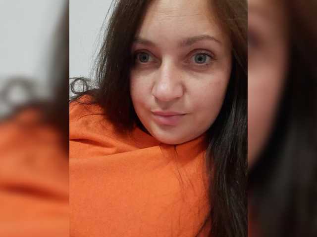 MiLAshKaA live cam on BongaCams