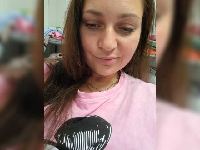 MiLAshKaA live cam preview
