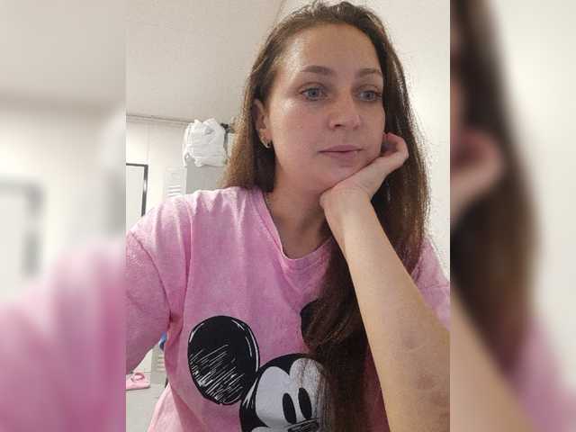 MiLAshKaA live cam