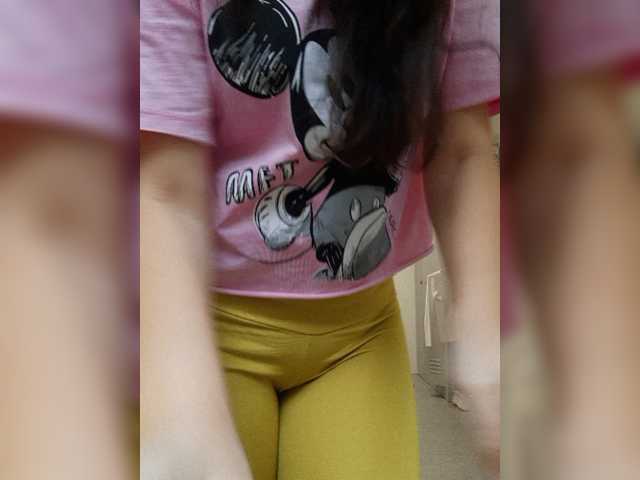 MiLAshKaA live cam on BongaCams
