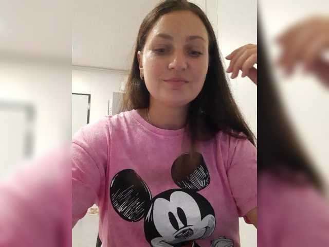 MiLAshKaA live webcam show