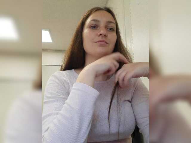 MiLAshKaA's BongaCams show and profile