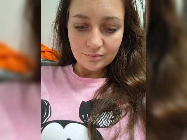 MiLAshKaA live cam on BongaCams