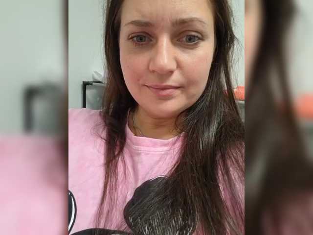 MiLAshKaA live cam on BongaCams
