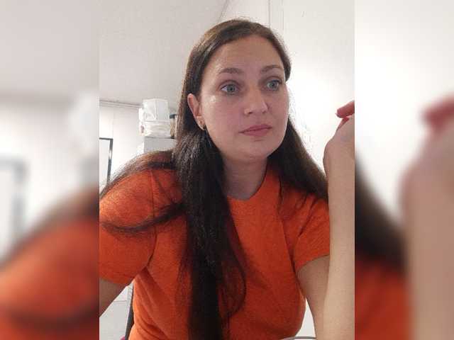 MiLAshKaA live webcam show