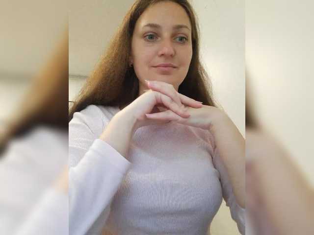 MiLAshKaA's BongaCams show and profile