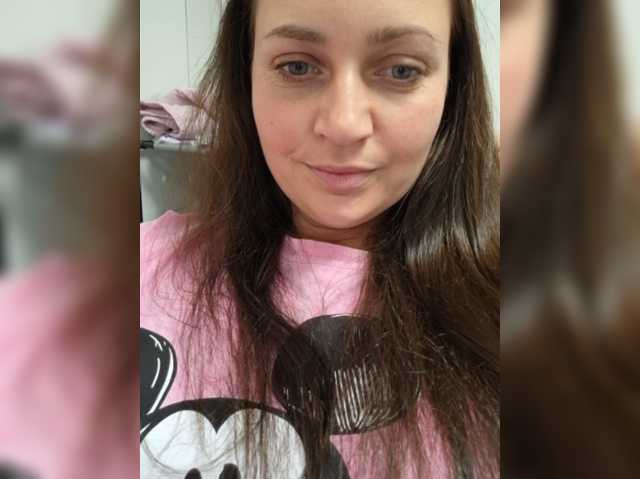 MiLAshKaA live cam on BongaCams