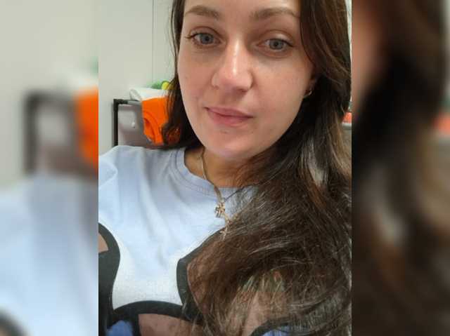 MiLAshKaA live cam on BongaCams