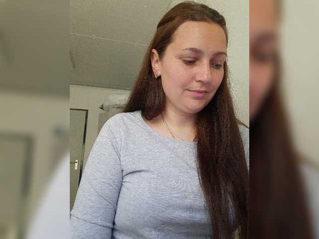 MiLAshKaA's BongaCams show and profile