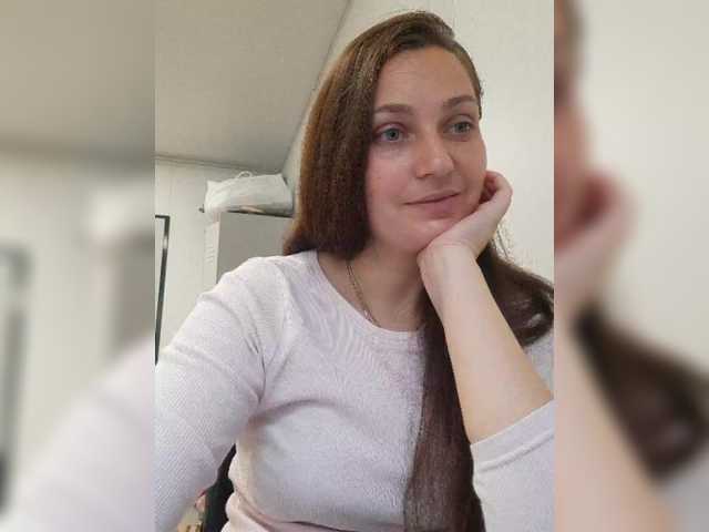 MiLAshKaA's BongaCams show and profile