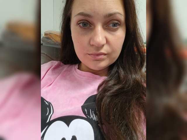MiLAshKaA live cam on BongaCams