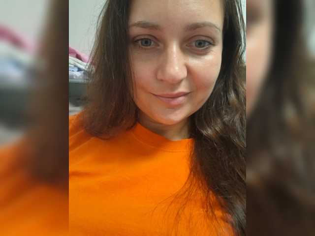 MiLAshKaA live cam on BongaCams