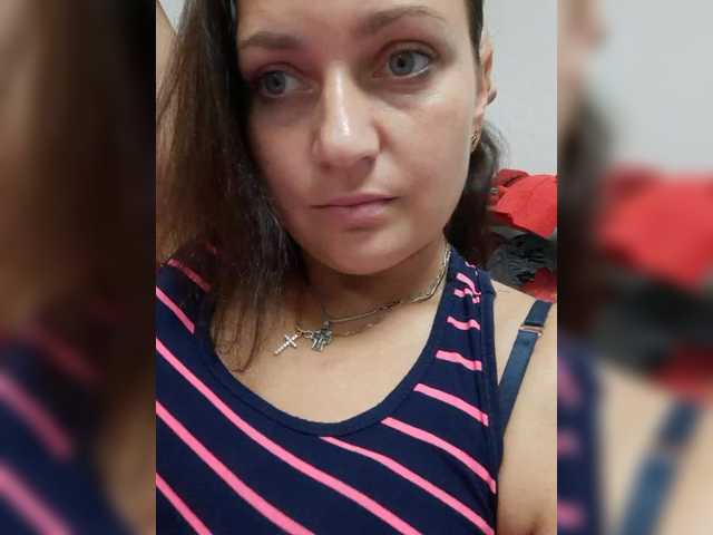 MiLAshKaA live webcam show