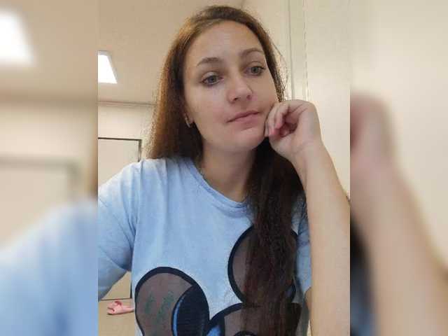 MiLAshKaA live cam on BongaCams
