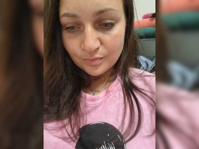 MiLAshKaA live cam on BongaCams