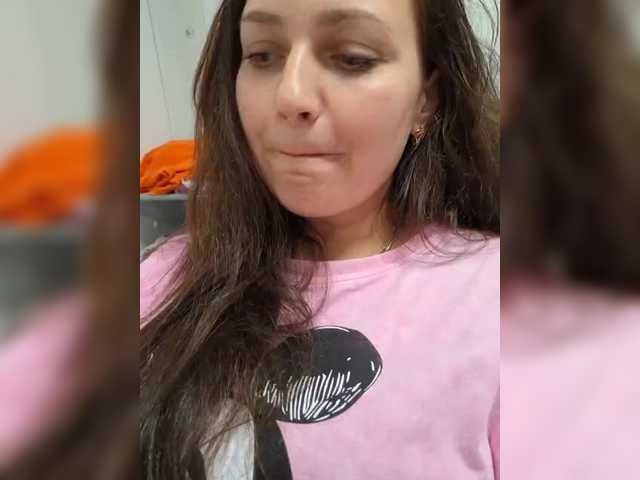 MiLAshKaA live cam on BongaCams