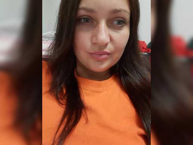 MiLAshKaA live webcam show