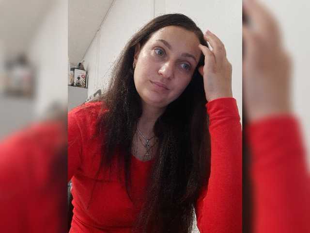 MiLAshKaA live webcam show