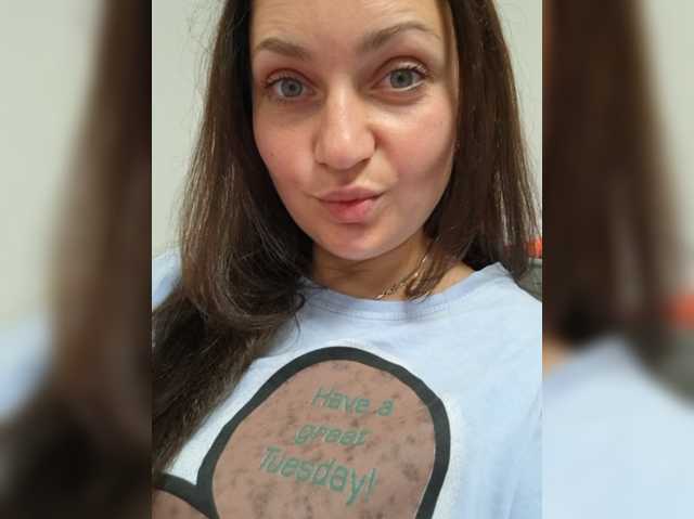 MiLAshKaA live cam preview