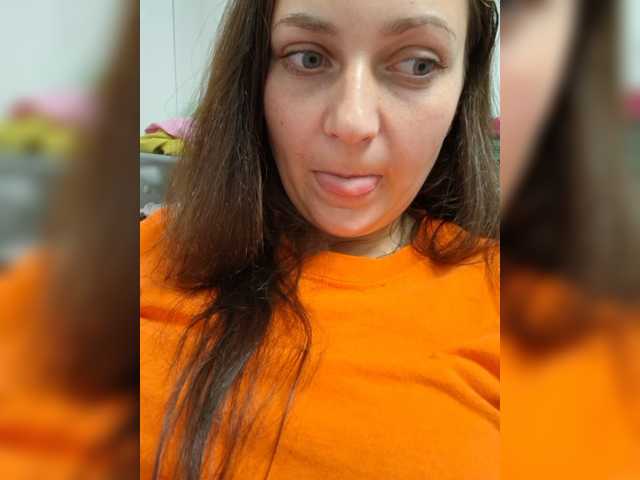 MiLAshKaA live cam on BongaCams