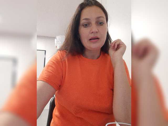 MiLAshKaA live webcam show