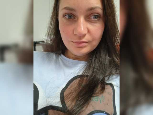 MiLAshKaA live cam preview