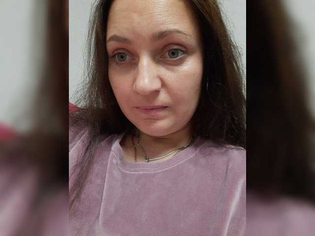 MiLAshKaA live cam on BongaCams