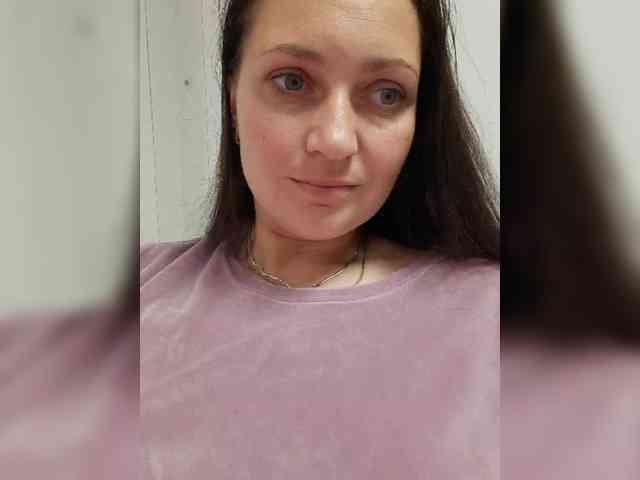 MiLAshKaA Live Webcam on BongaCams