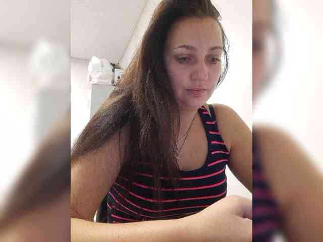 MiLAshKaA Live Webcam on BongaCams