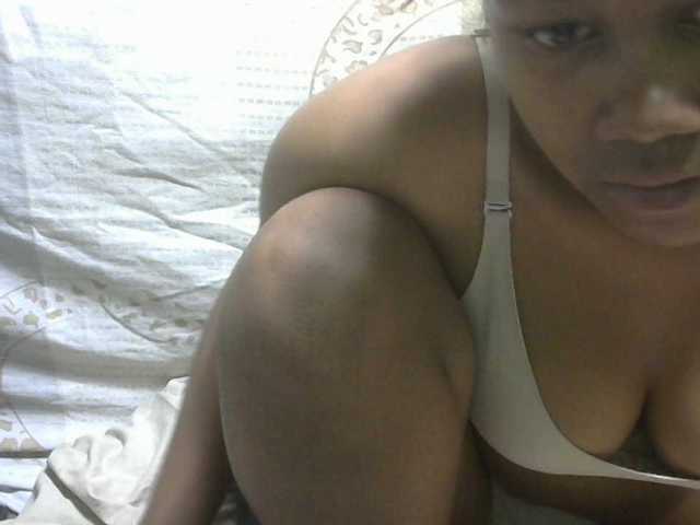 Amelia25