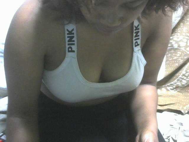 Amelia25 live cam preview