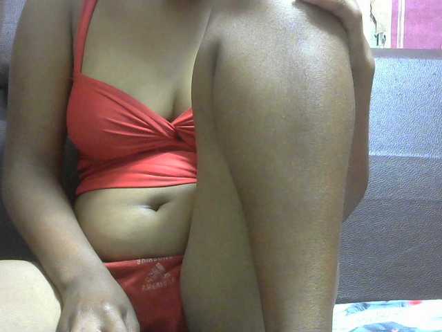 Amelia25's BongaCams show and profile