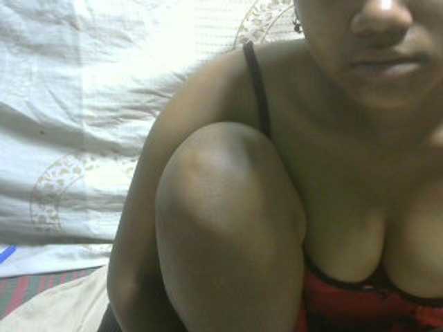 Amelia25 live cam on BongaCams