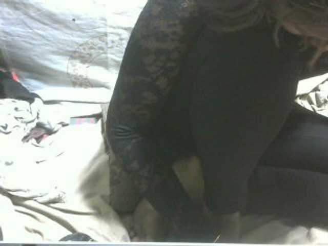 Amelia25 live cam on BongaCams