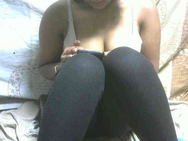 Amelia25 webcam