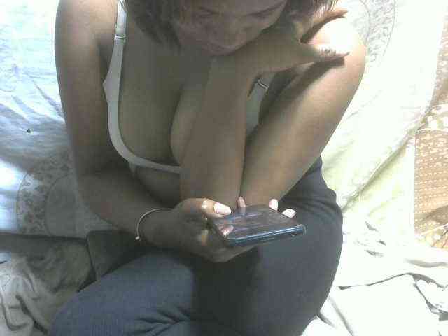 Amelia25 webcam