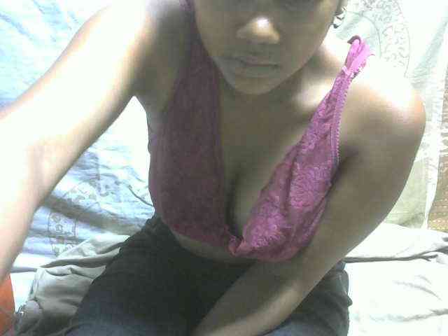 Amelia25 webcam