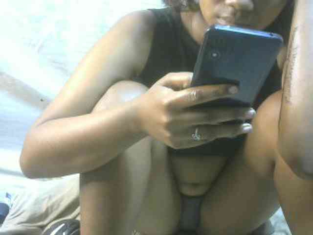 Amelia25 webcam