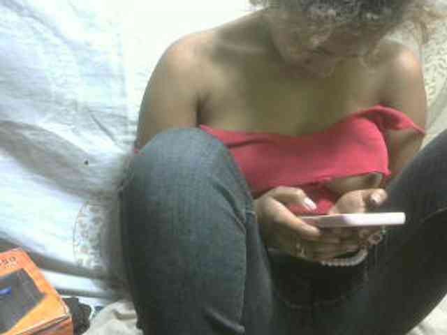 Amelia25 webcam