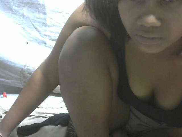 Amelia25 webcam