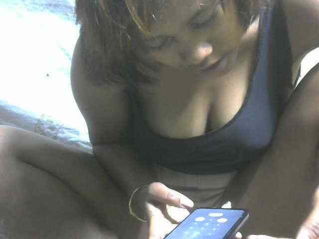 Amelia25 webcam