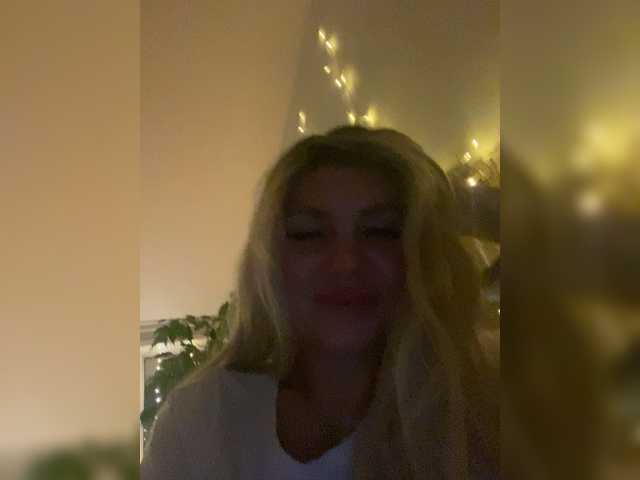 Alicexhoney Live Cam on BongaCams