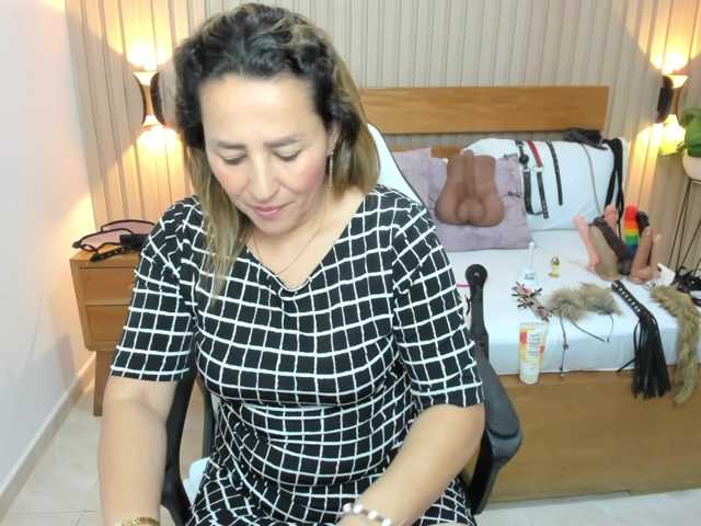 luciana-ballesteros live cam on BongaCams