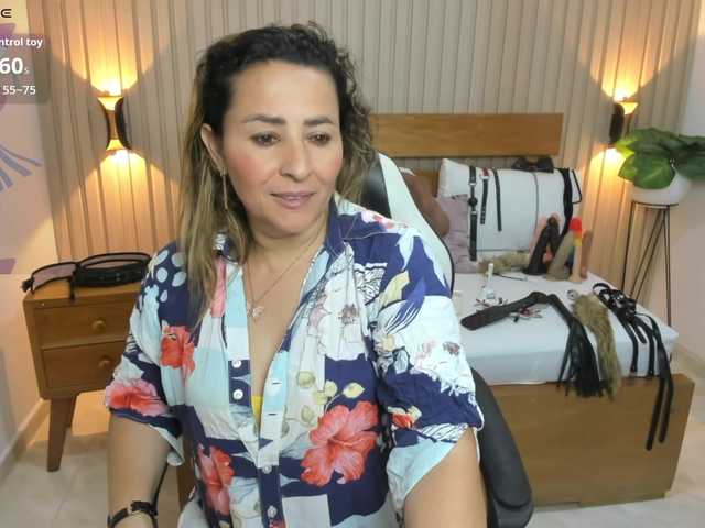 luciana-ballesteros live cam on BongaCams