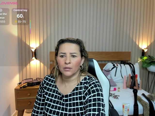 luciana-ballesteros live cam on BongaCams