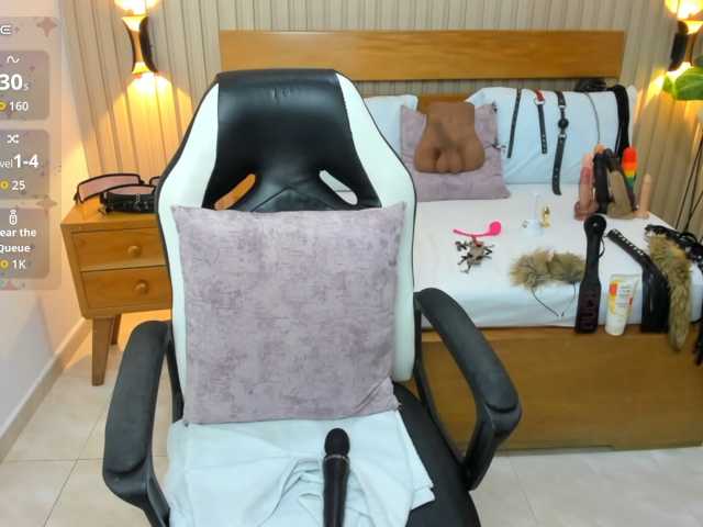 luciana-ballesteros in diretta su BongaCams