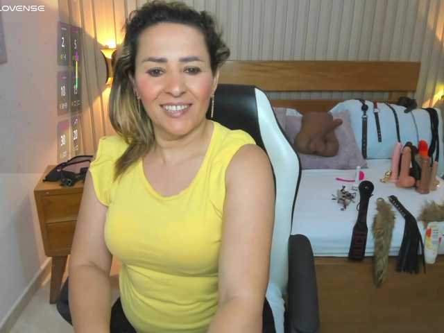luciana-ballesteros live cam on BongaCams