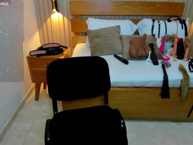 luciana-ballesteros's BongaCams show and profile